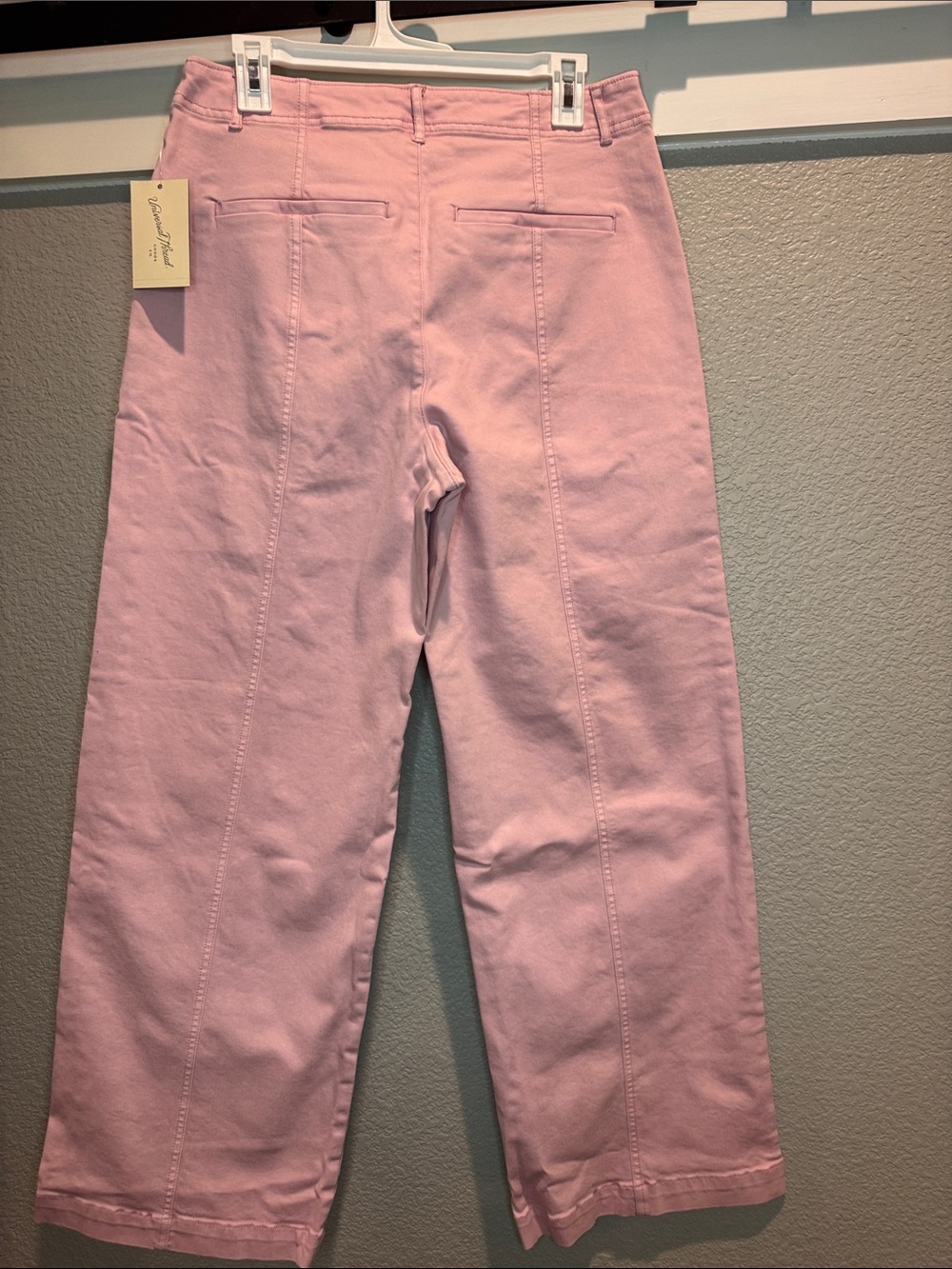 Universal Thread Pink Denim Jeans - Picture 2 of 4